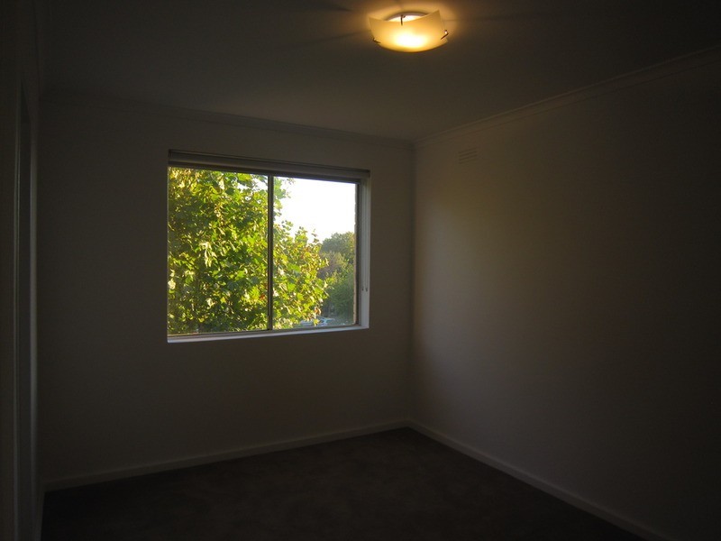 9/250 Dandenong Road, St Kilda East VIC 3183