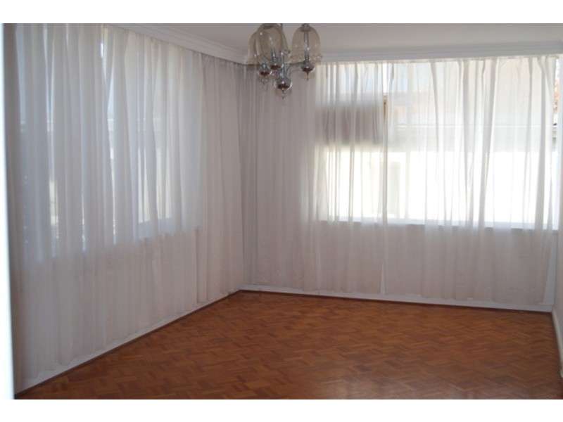 8/31 Dickens Street, Elwood VIC 3184