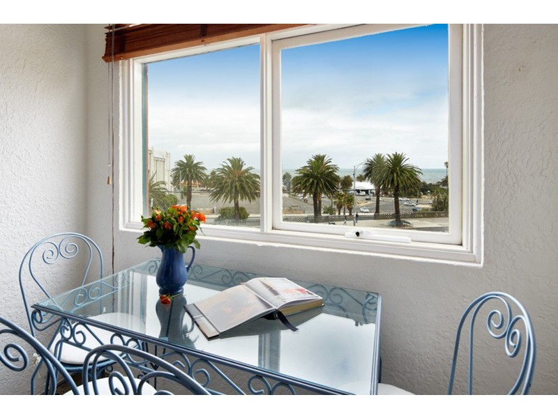5/23 Esplanade, St Kilda VIC 3182