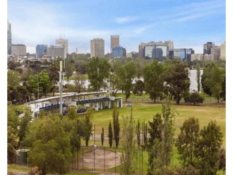 73/50 Canterbury Road, Middle Park VIC 3206