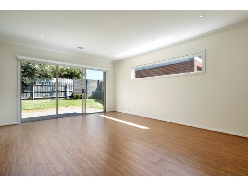 10A Fairbank Road, Bentleigh VIC 3204