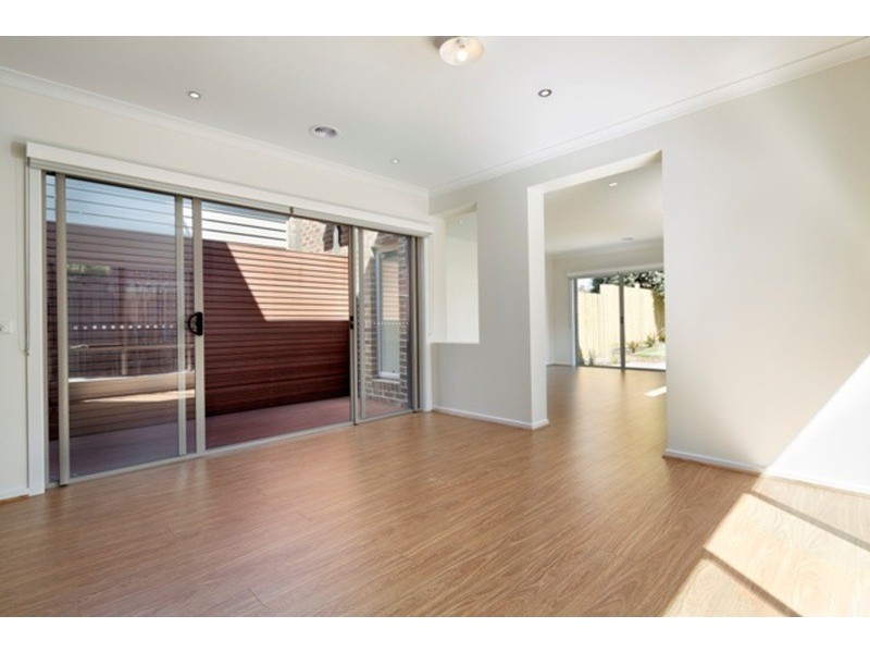 10A Fairbank Road, Bentleigh VIC 3204