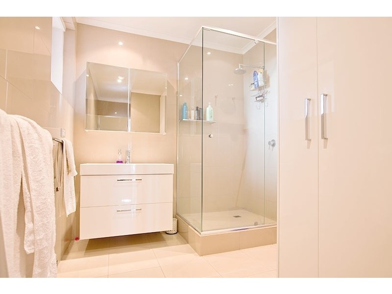 8/29 Dalgety Street, St Kilda VIC 3182