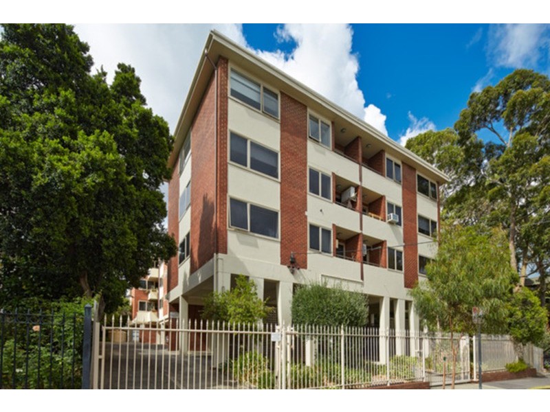 8/29 Dalgety Street, St Kilda VIC 3182