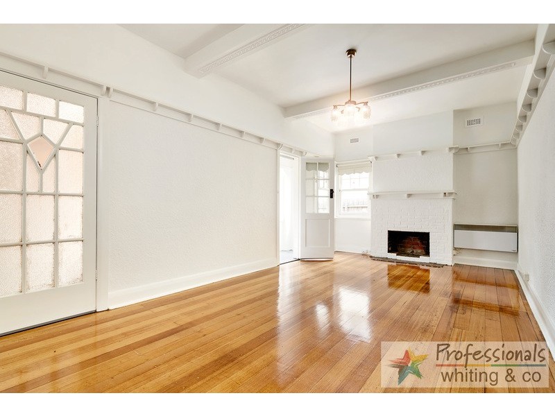 2/42a Mitford Street, Elwood VIC 3184