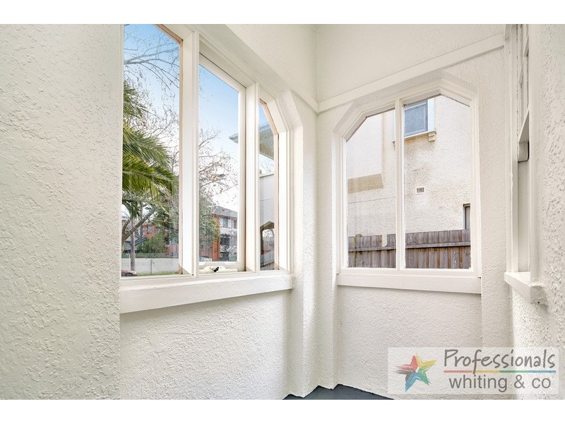 2/42a Mitford Street, Elwood VIC 3184