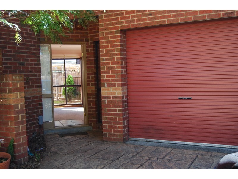 3/27 Shepparson Avenue, Carnegie VIC 3163