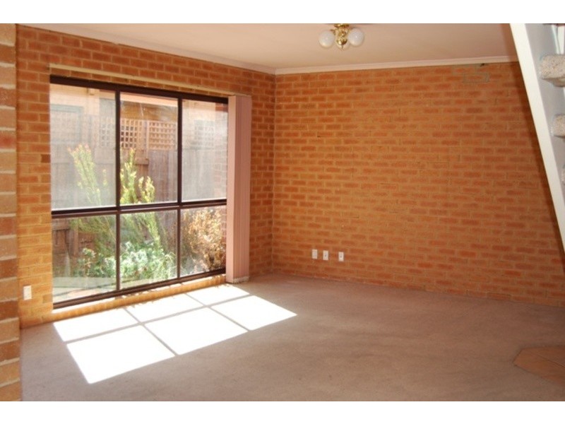 3/27 Shepparson Avenue, Carnegie VIC 3163