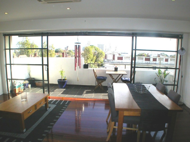 6/20 Grey Street, St Kilda VIC 3182