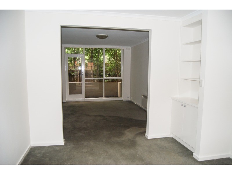 4/2 Hertford Street, St Kilda East VIC 3183