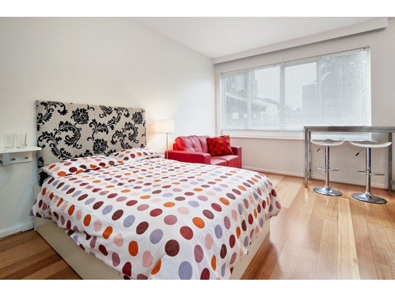 2/116 Inkerman Street, St Kilda VIC 3182