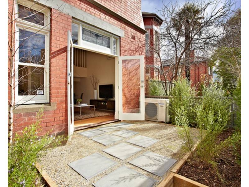 3B Lewisham Road, Windsor VIC 3181