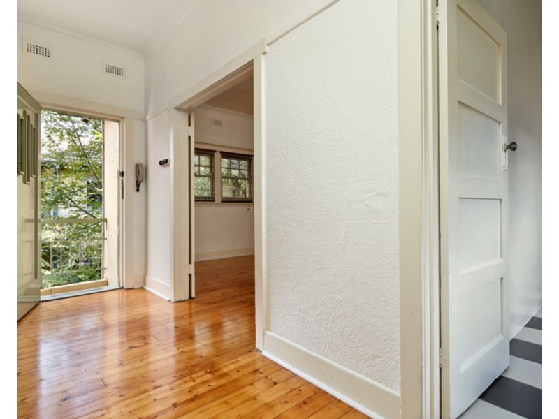 12/6 Westbeach Road, St Kilda VIC 3182