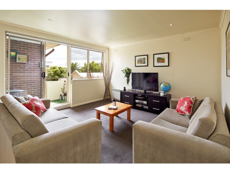 17/29 Dalgety Street, St Kilda VIC 3182