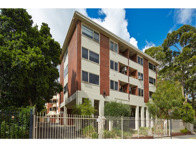 17/29 Dalgety Street, St Kilda VIC 3182