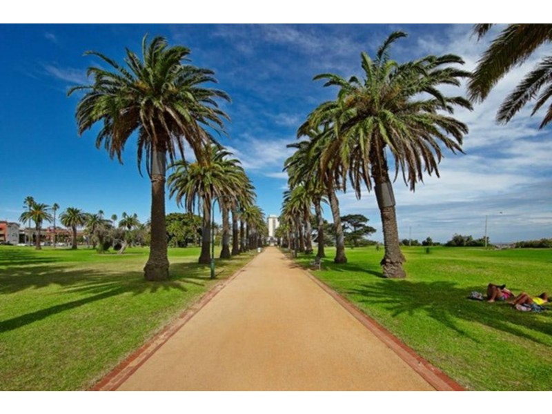 4/4 Park Street, St Kilda VIC 3182