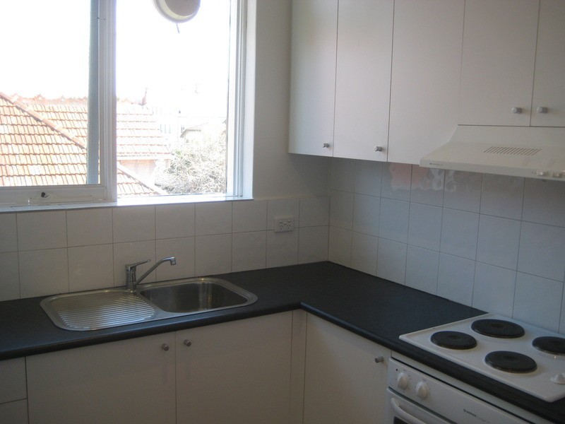 8/25 Jackson Street, St Kilda VIC 3182