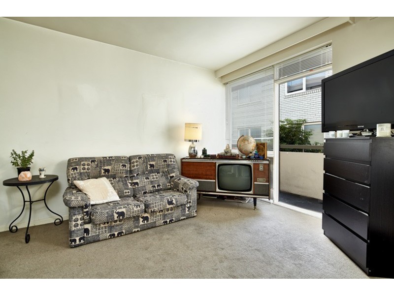 7/102 Westbury  Street, St Kilda East VIC 3183