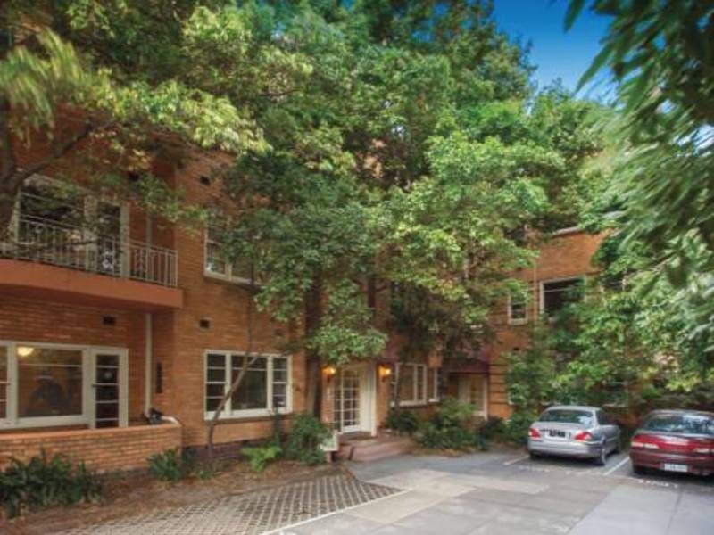 6/596 St Kilda Road, St Kilda VIC 3182