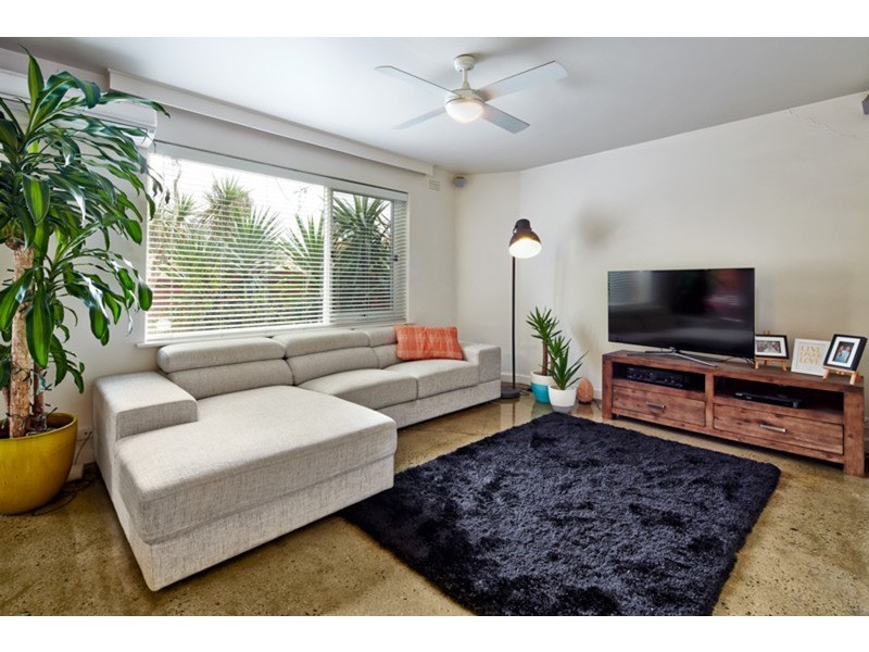 2/43 Milton Street, Elwood VIC 3184