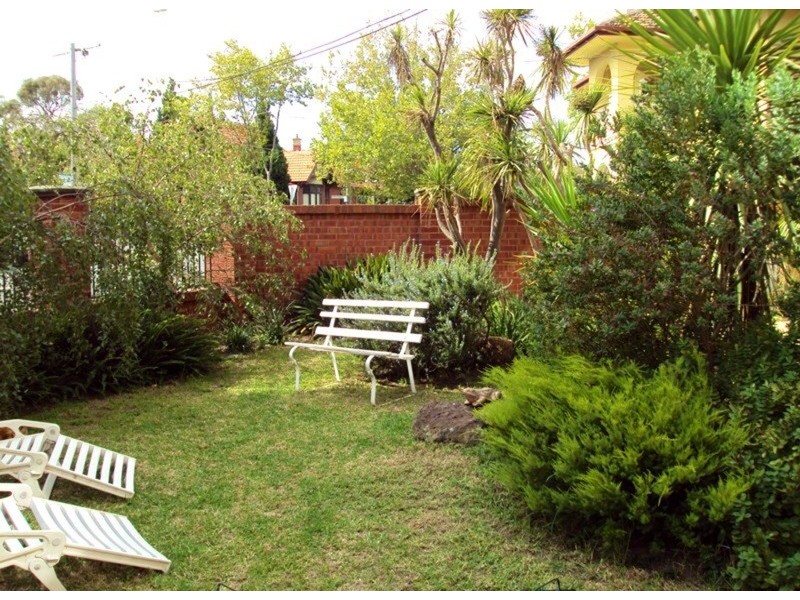 2/43 Milton Street, Elwood VIC 3184