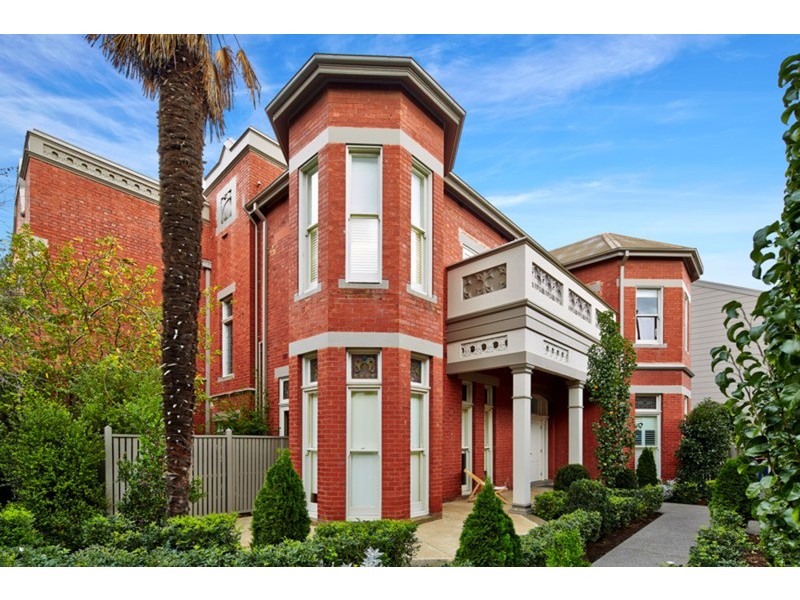 10/5 Lewisham Road, Windsor VIC 3181