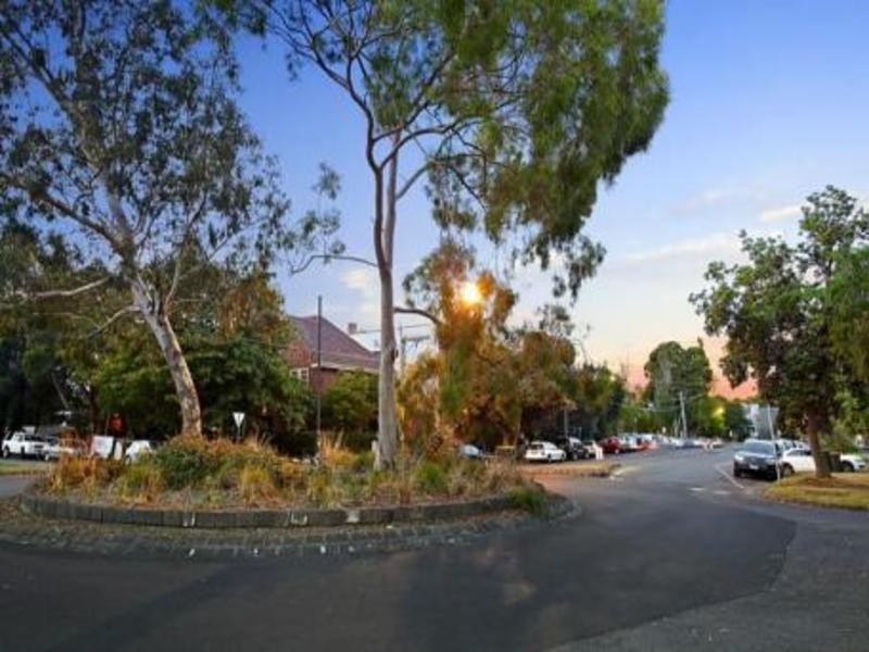 11/3 Cowderoy Street, St Kilda VIC 3182