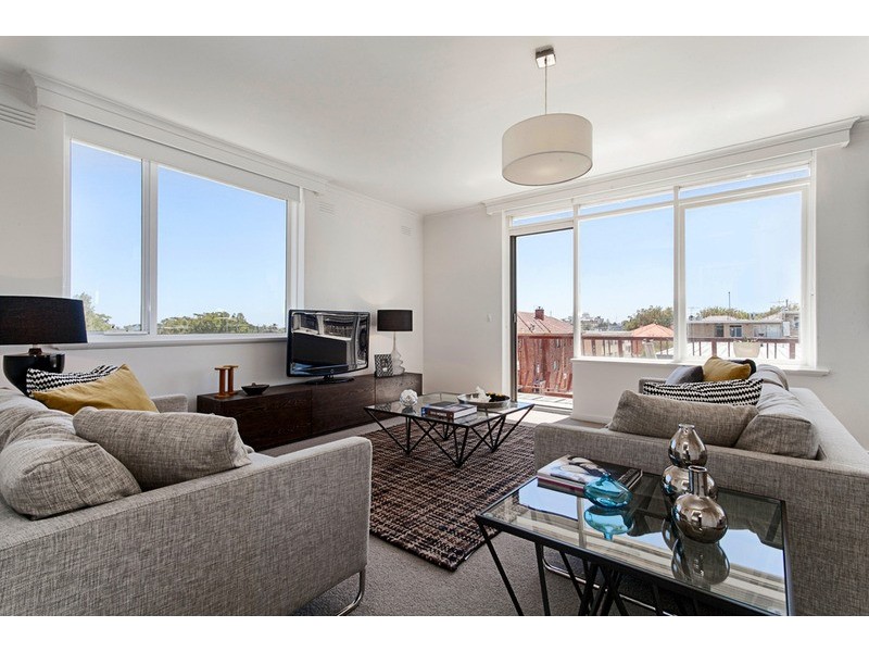 15/11 Herbert  Street, St Kilda VIC 3182