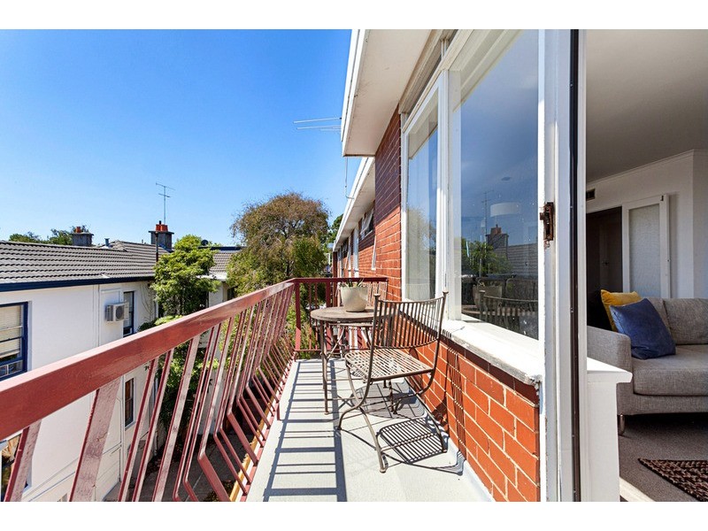 15/11 Herbert  Street, St Kilda VIC 3182