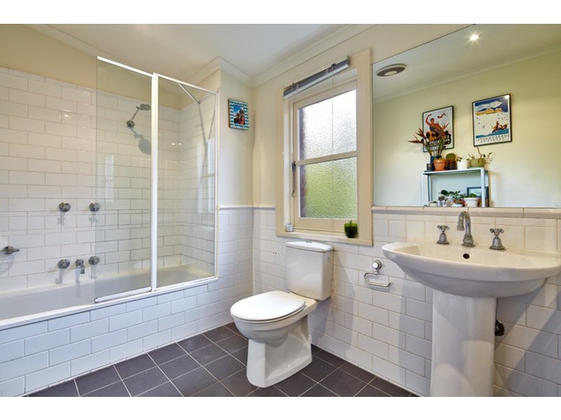 8/8 Ardoch  Avenue, St Kilda East VIC 3183