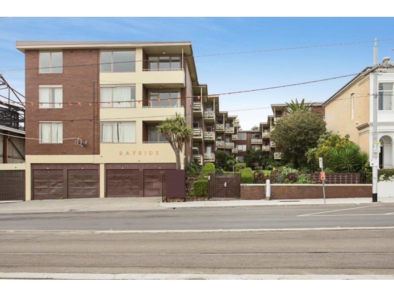 23/1-2 The Esplanade, St Kilda VIC 3182