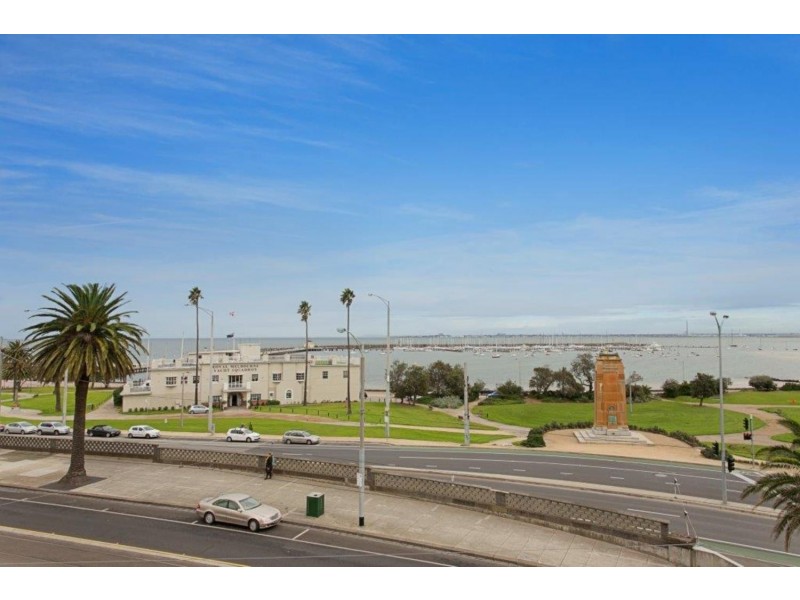 23/1-2 The Esplanade, St Kilda VIC 3182