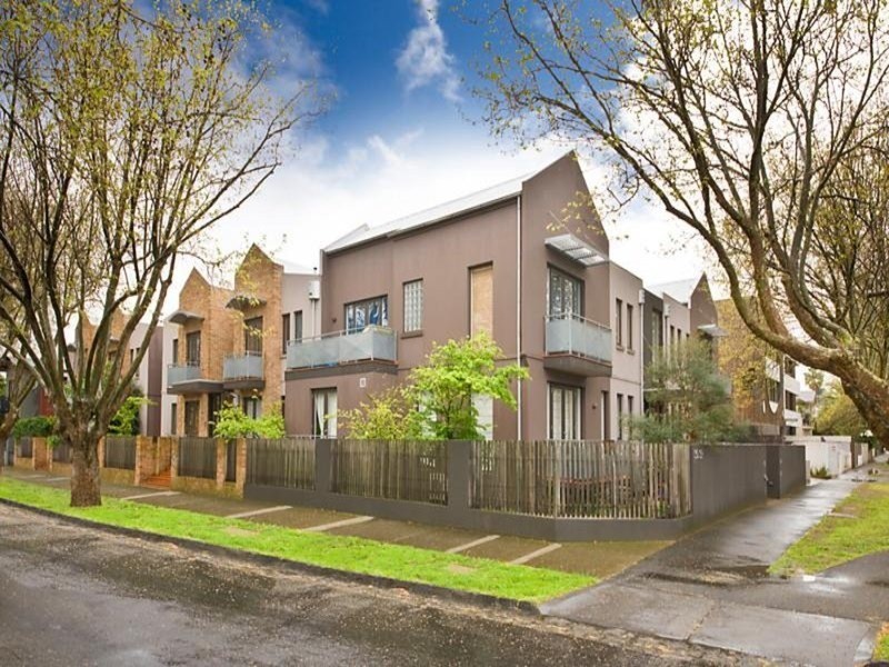 30-32 Broadway, Elwood VIC 3184