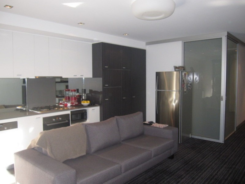 8/17 Robe  Street, St Kilda VIC 3182