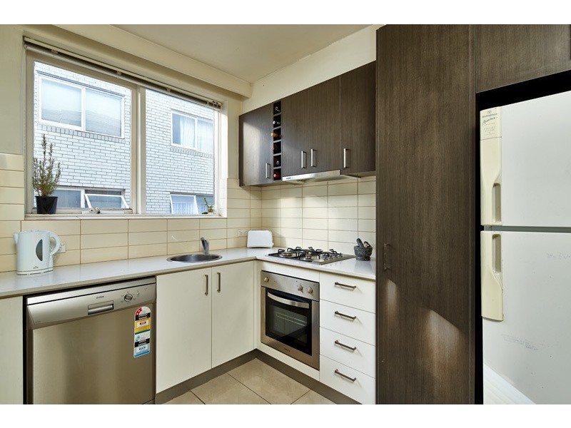 102 Westbury  Street, St Kilda East VIC 3183