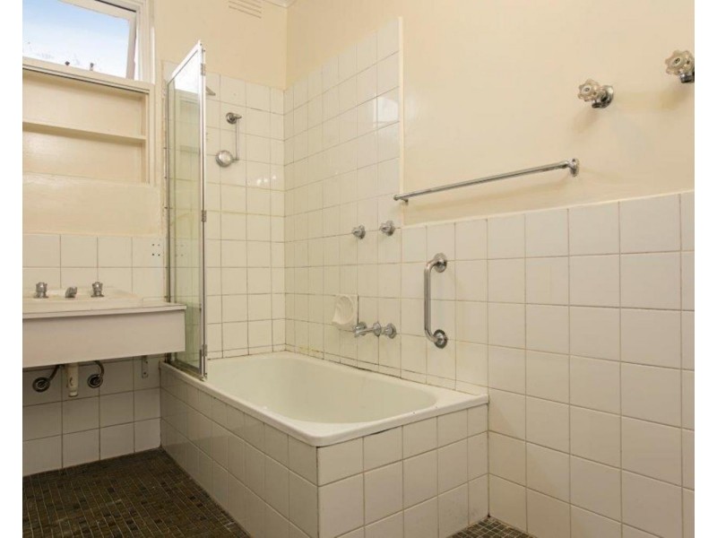 5/24 Loch Street, St Kilda West VIC 3182