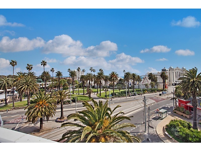 305/68 Acland  Street, St Kilda VIC 3182