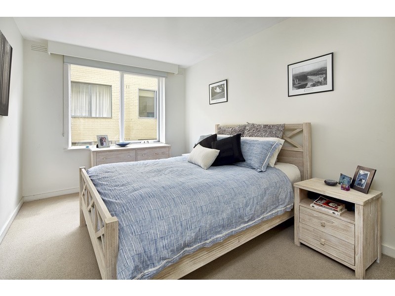 7/2a Robe Street, St Kilda VIC 3182