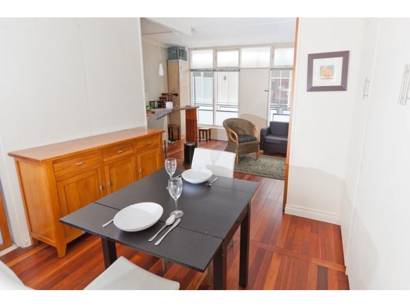 203/363 Beaconsfeild  Parade, St Kilda VIC 3182