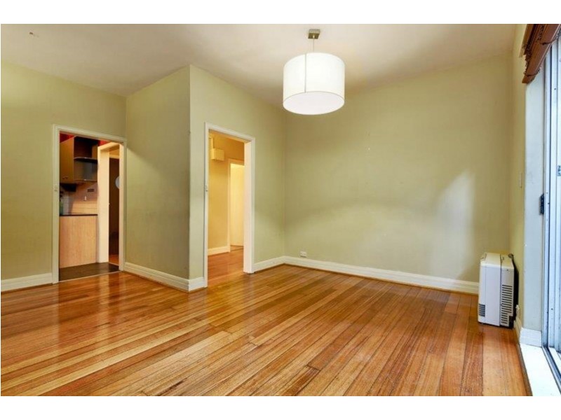 2/37 Grey Street, St Kilda VIC 3182