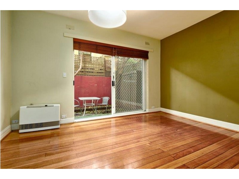 2/37 Grey Street, St Kilda VIC 3182