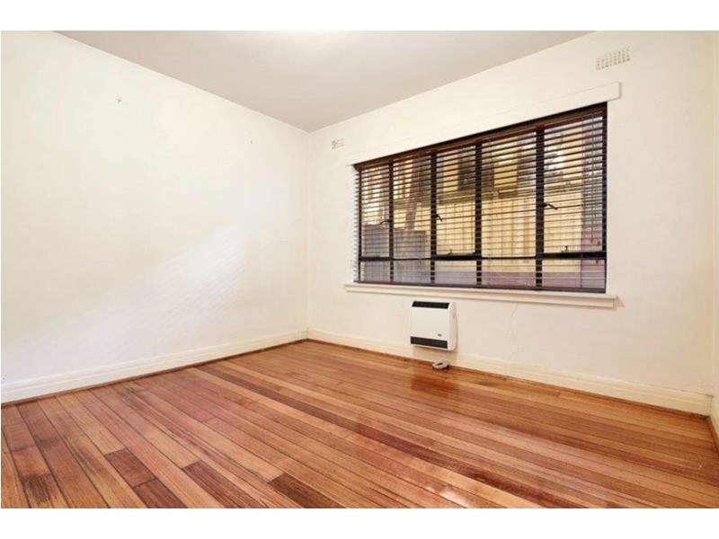 2/37 Grey Street, St Kilda VIC 3182