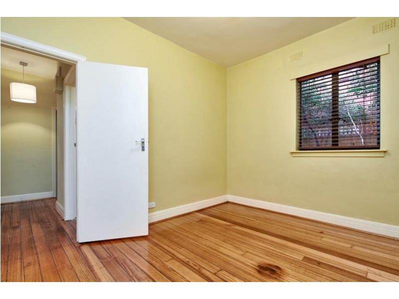 2/37 Grey Street, St Kilda VIC 3182