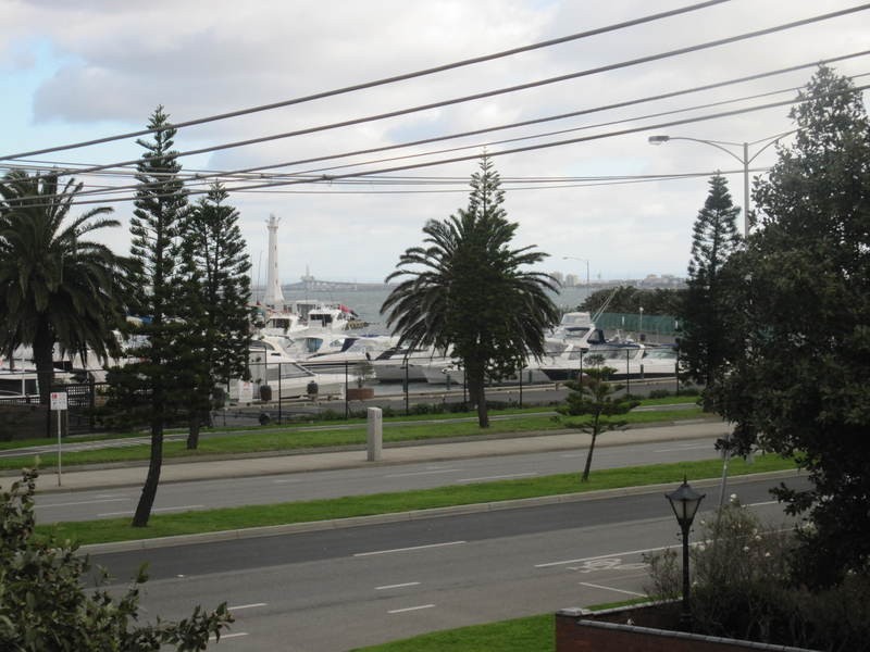 6/44 Marine Parade, St Kilda VIC 3182