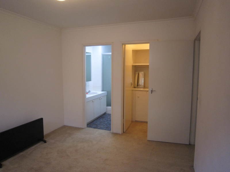 6/44 Marine Parade, St Kilda VIC 3182