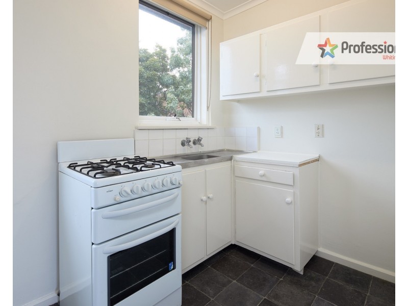 11/23 Robe Street, St Kilda VIC 3182