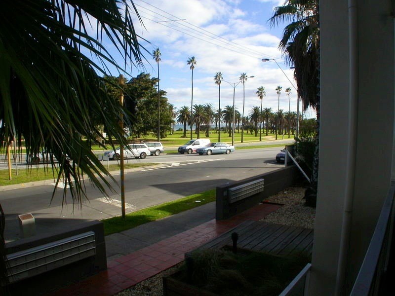 208/363 Beaconsfield Parade, St Kilda West VIC 3182