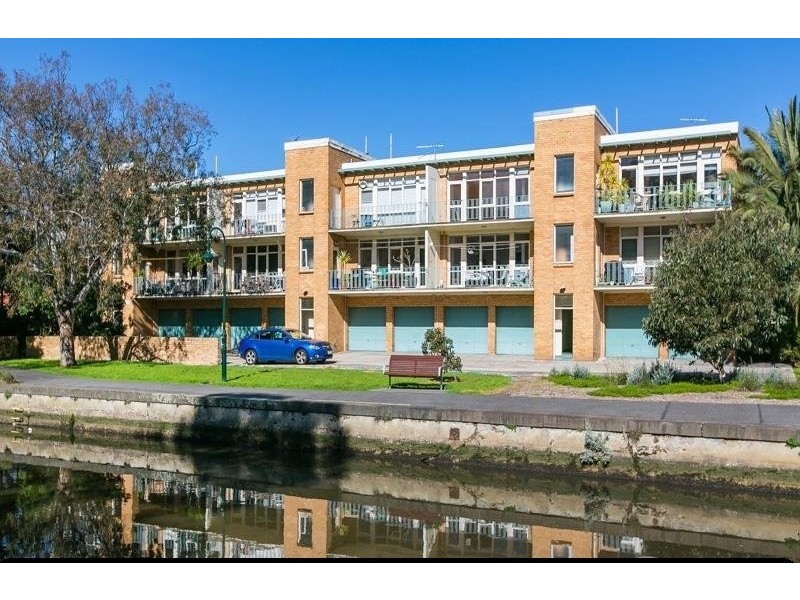 14/64 Broadway, Elwood VIC 3184