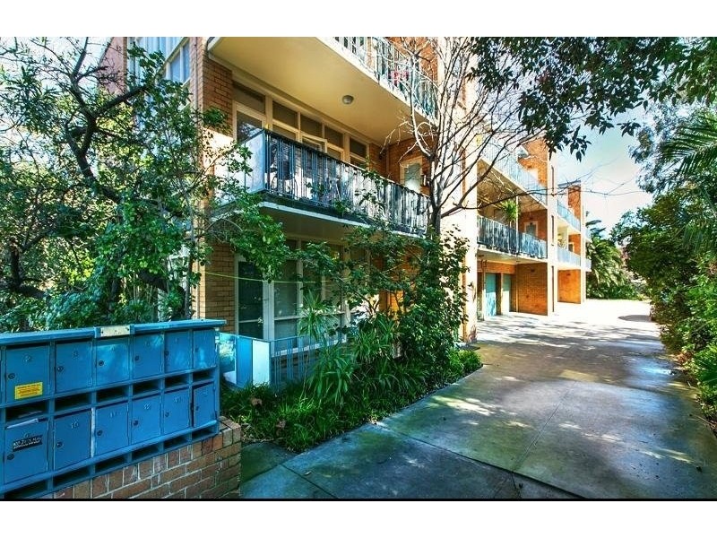 14/64 Broadway, Elwood VIC 3184