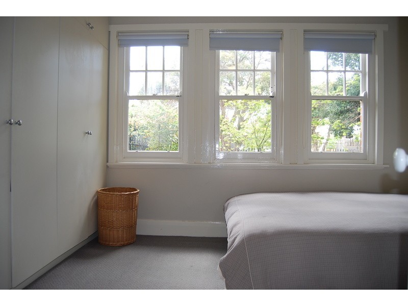 5A Hammerdale Avenue, St Kilda East VIC 3183